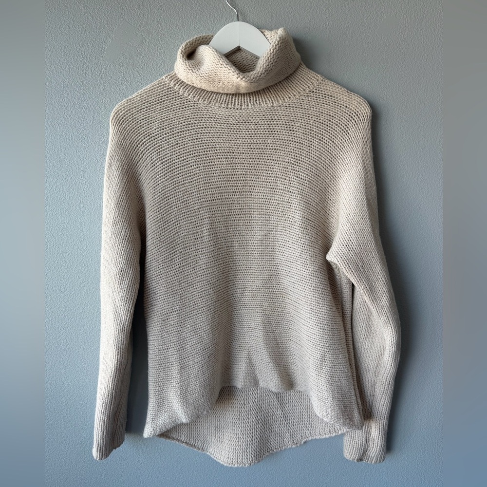 Lauren Ralph Lauren tan wool cashmere chunky knit long sleeve sweater Women’s M
